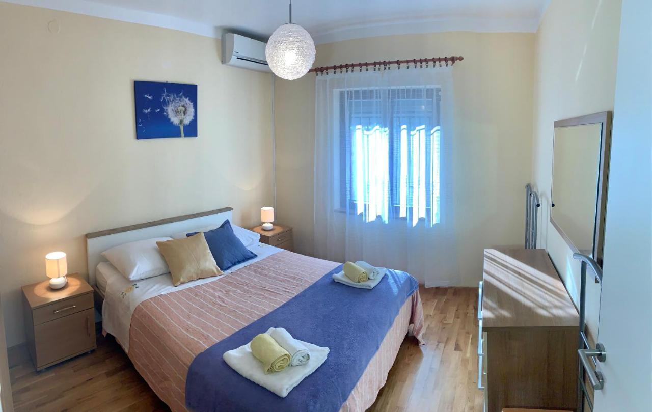 Duplex Apartment With Private Swimming Pool Преко Экстерьер фото