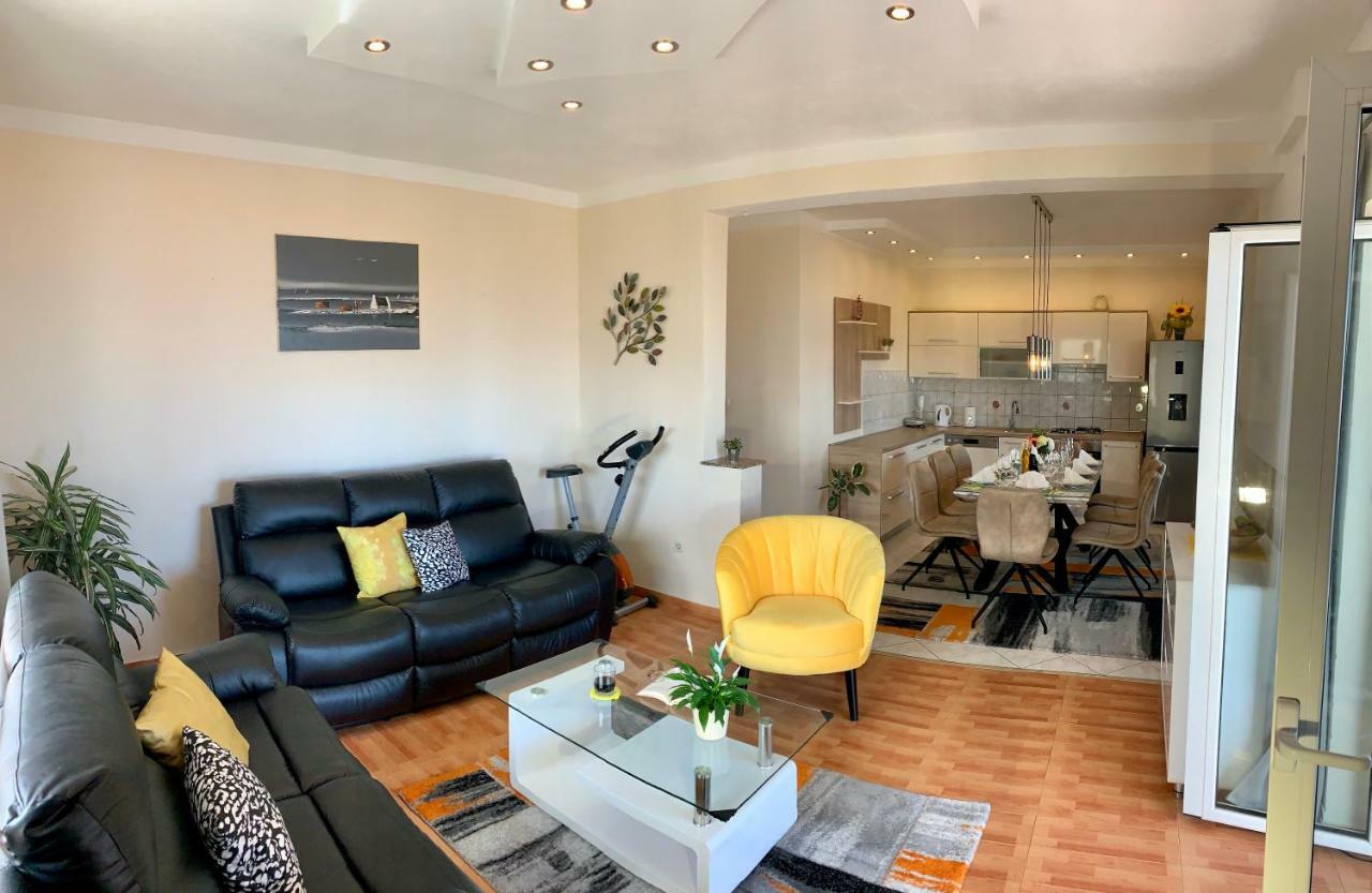 Duplex Apartment With Private Swimming Pool Преко Экстерьер фото